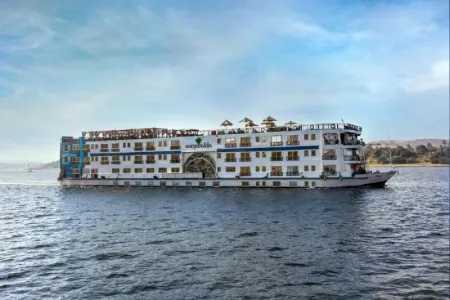 esmeralda nile cruise